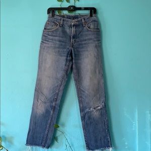 Blue 550 Levis Size 28